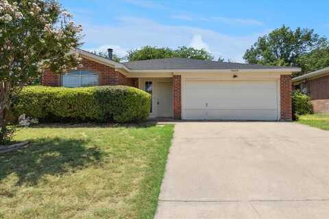 10209 Westward Drive, Fort Worth, TX 76108