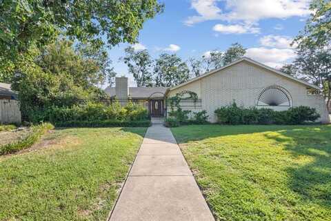 337 Town North Drive, Terrell, TX 75160