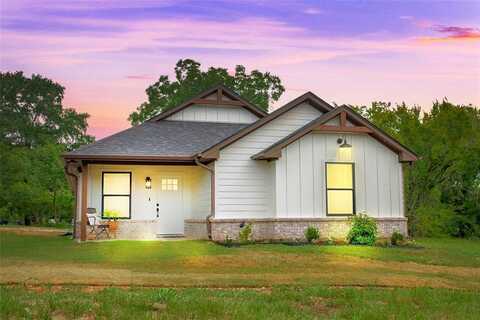 113 W Magnolia, Troup, TX 75789