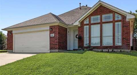 844 Lombardy Court, Fort Worth, TX 76112