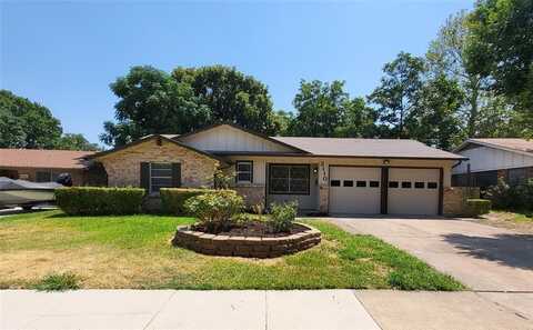 2110 Red Bud Lane, Plano, TX 75074