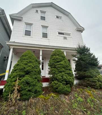 1329 Chestnut St, Kulpmont, PA 17834