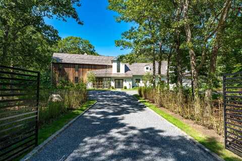 6 Grape Arbor Ln, East Hampton, NY 11937