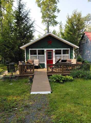 162 First Ave, Caroga Lake, NY 12032