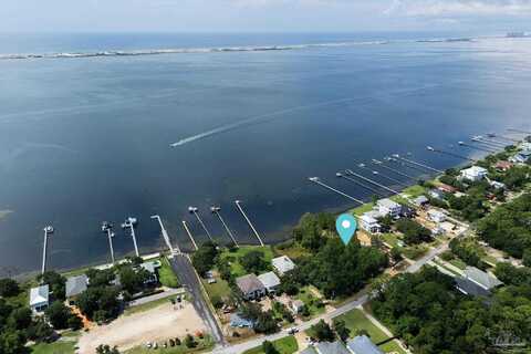 5275 Soundside Dr, Gulf Breeze, FL 32563