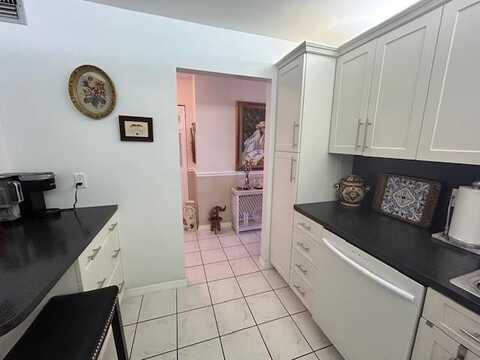 324 SE 10 STREET, Dania Beach, FL 33004