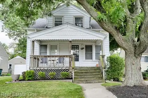 1364 W Saratoga Street, Ferndale, MI 48220