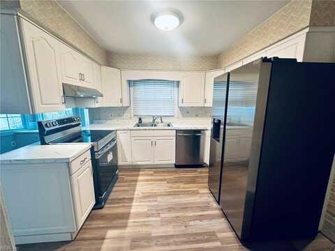 5329 Doon Street, Virginia Beach, VA 23464