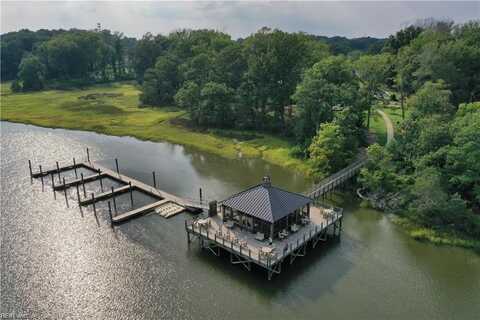 106 Retreat Drive, Suffolk, VA 23435