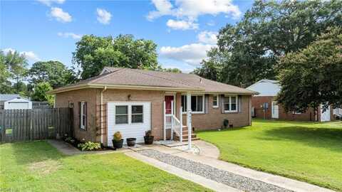 830 Melvin Drive, Portsmouth, VA 23701