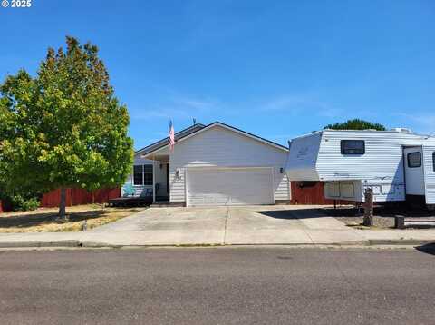 780 SE MEADOWS LOOP, Sheridan, OR 97378