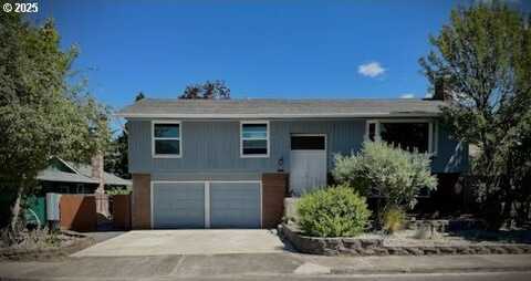20784 SW ROSA DR, Beaverton, OR 97078
