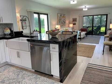 350 Club Circle, Boca Raton, FL 33487
