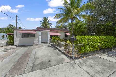 930 N K Street, Lake Worth, FL 33460