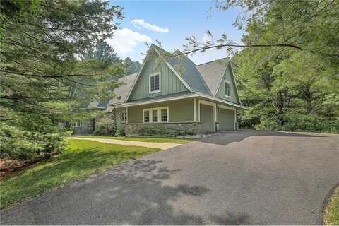 2291 Nicolle Avenue N, Stillwater, MN 55082