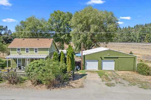 7211 N Starr Rd, Newman Lake, WA 99025