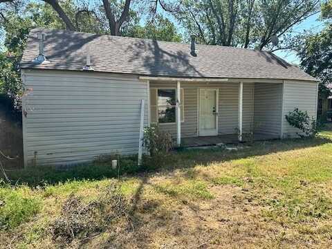 221 E Broadway Ave, Augusta, KS 67010