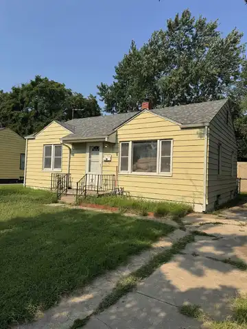 2313 S Saint Francis, Wichita, KS 67211