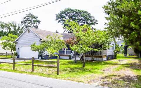 3340 WILLOW ST, CHINCOTEAGUE, VA 23336