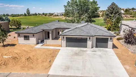 6419 OLD COURSE Drive, Farmington, NM 87402