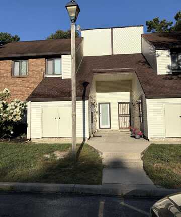 22 Country Spruce Ln, Egg Harbor Township, NJ 08234