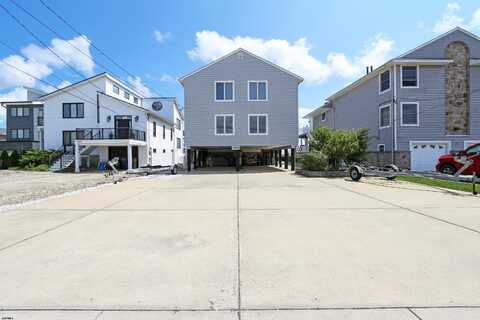 1303 E Shore Dr, Brigantine, NJ 08203