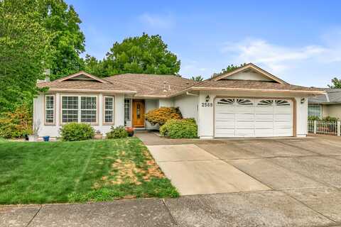 2569 Powell Street, Medford, OR 97504