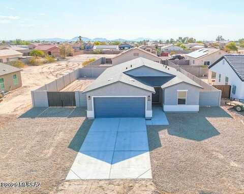 15438 S Overfield Road, Arizona City, AZ 85123