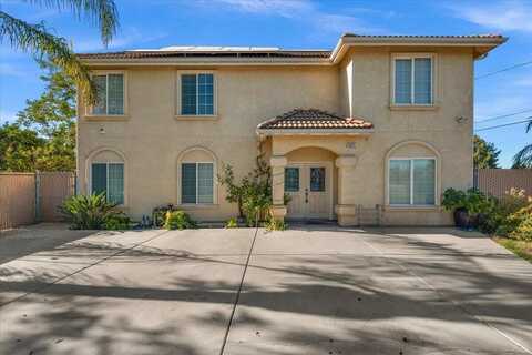 3271 E Muscat Avenue, Fresno, CA 93725