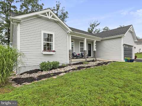 443 EXECUTIVE WAY, HEDGESVILLE, WV 25427