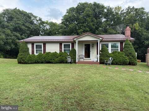 260 BENNETT LANE, BERKELEY SPRINGS, WV 25411