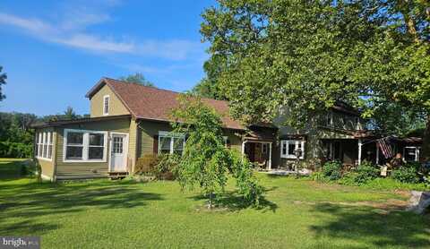 137 DAVIDSON ROAD, WOOLWICH TWP, NJ 08085