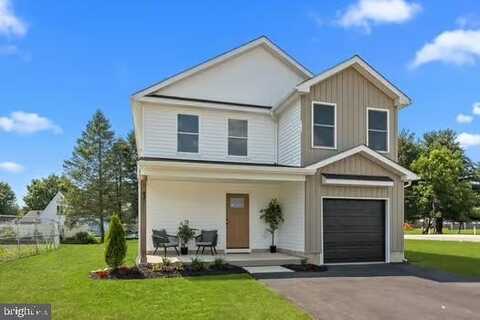 1 MCLEVINS COURT, CROYDON, PA 19021