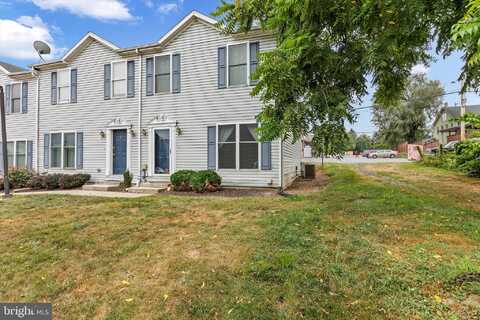 1102 MARKET STREET, NEW CUMBERLAND, PA 17070