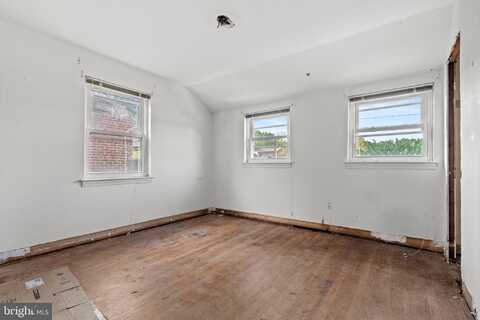 4414 DUBOIS PLACE SE, WASHINGTON, DC 20019
