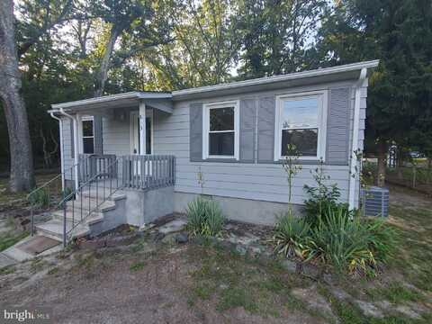 813 HICKORY AVENUE, BROWNS MILLS, NJ 08015