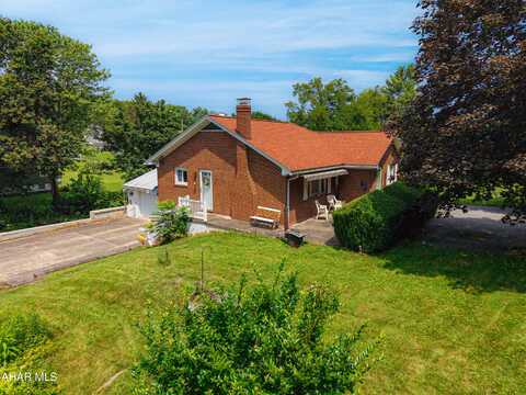 110 Lenore Street, Bedford, PA 15522