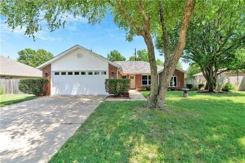 1491 Seneca ST, Springdale, AR 72762