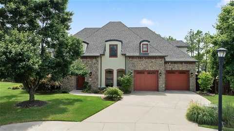 1100 NE Thorn Hill RD, Bentonville, AR 72712