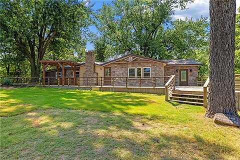 13941 Holloway RD, Hiwasse, AR 72739