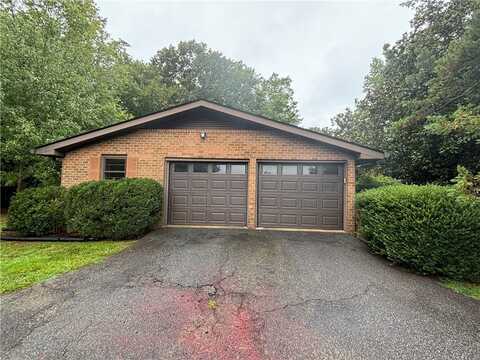 115 Sharon Drive, Central, SC 29630