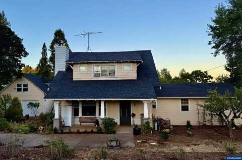 8032 Liberty Rd S, Salem, OR 97306