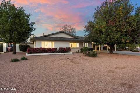 8228 E OAK Street, Scottsdale, AZ 85257