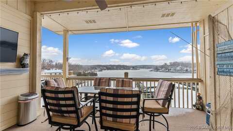 86 Aqua Finn Drive unit: 4A, Lake Ozark, MO 65049