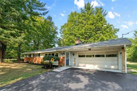 223 Greenwood Drive, Aurora, NY 14052