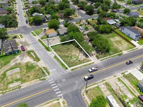 3002 Greenwood Drive, Corpus Christi, TX 78405