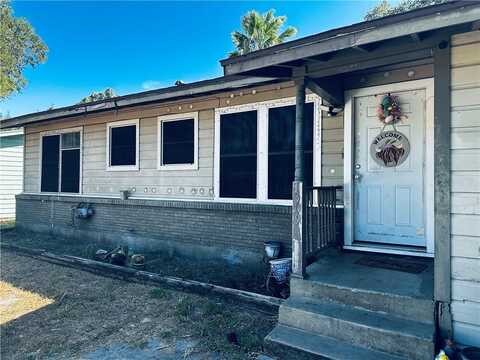 1309 Oak Park Drive, Aransas Pass, TX 78336