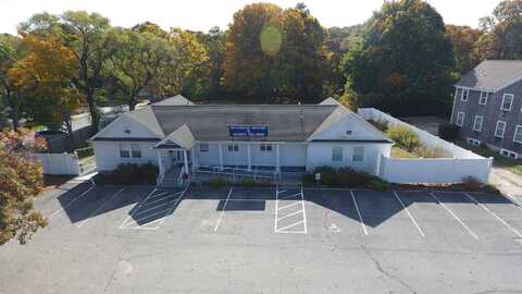 677 W Main Street, Hyannis, MA 02601