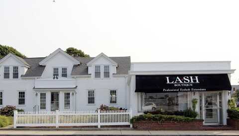28 Barnstable Road, Hyannis, MA 02601