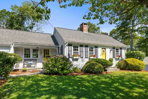 26 Captain Chase Road, South Yarmouth, MA 02664